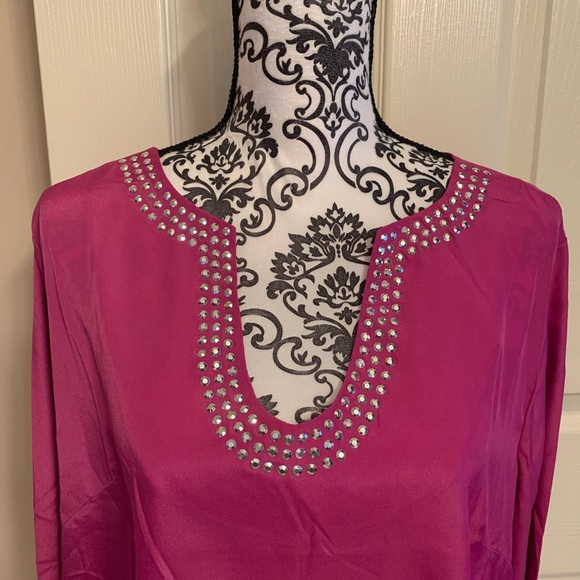 New without tags AVON Pink Embellished Blouse - Picture 2 of 6